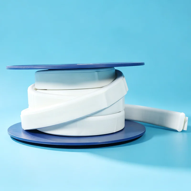 現在、現場で拡張 PTFE コードはどのようにガスケットを形成しているのでしょうか?